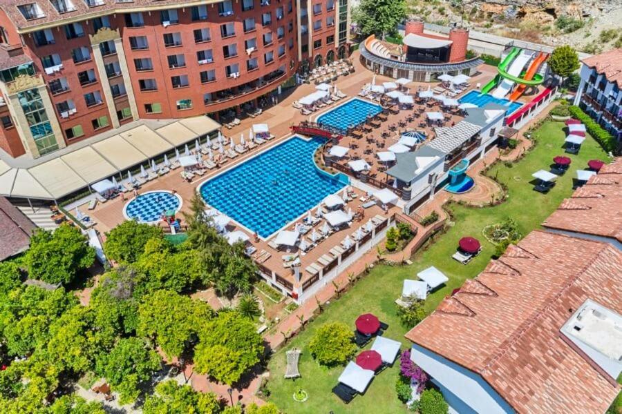 Noxinn Hotels Club Ultra All Inclusive Konaklı Eksteriør billede