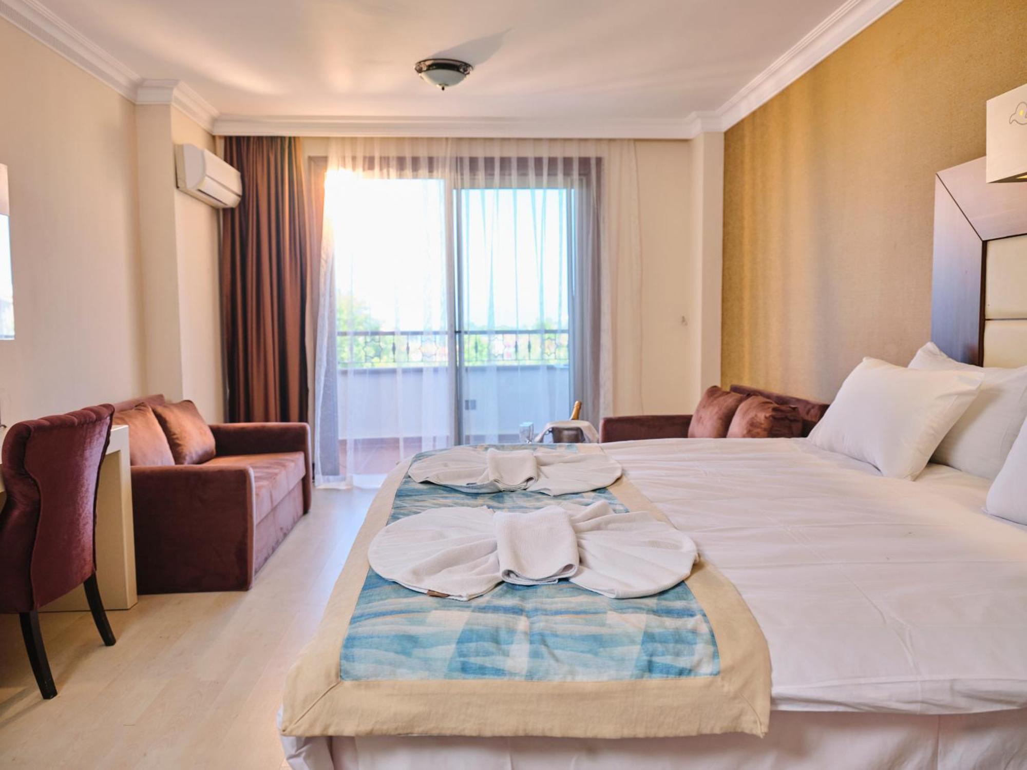 Noxinn Hotels Club Ultra All Inclusive Konaklı Eksteriør billede